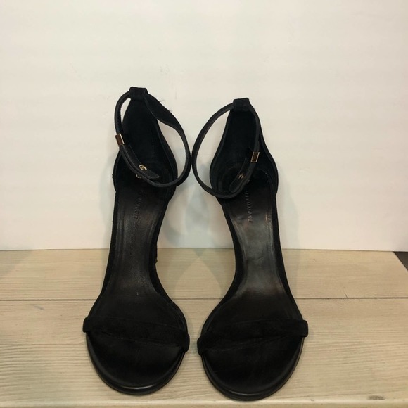 Isabel Marant Womens
Black - Gold Buckle embellished Suede Sandals Pumps size 6 - Picture 5 of 14